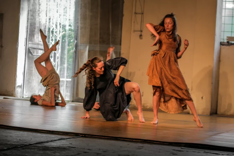 1eb74b_573337df6dbd487e934024b0339fa613~mv2