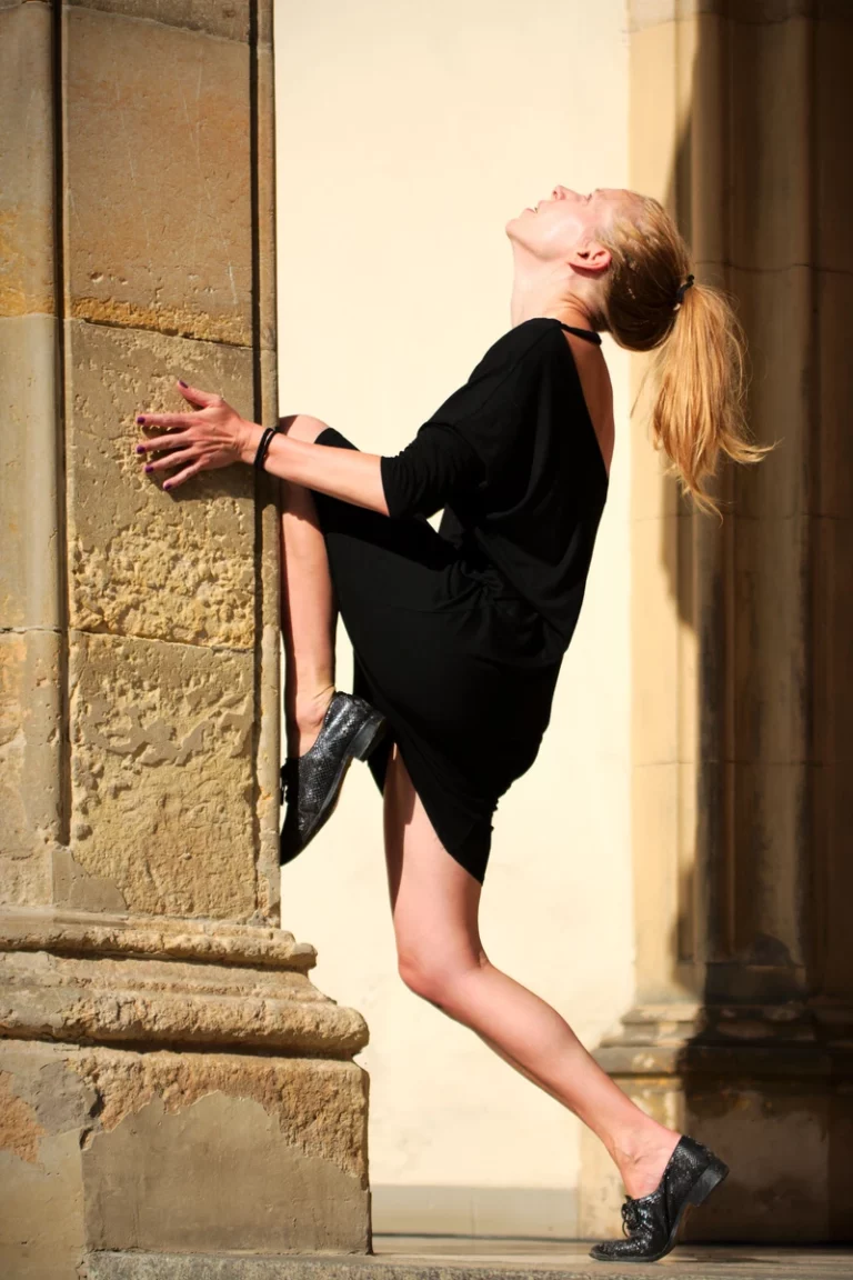 1eb74b_eccb2abc32a845b4bcb373e1562fdd0c~mv2